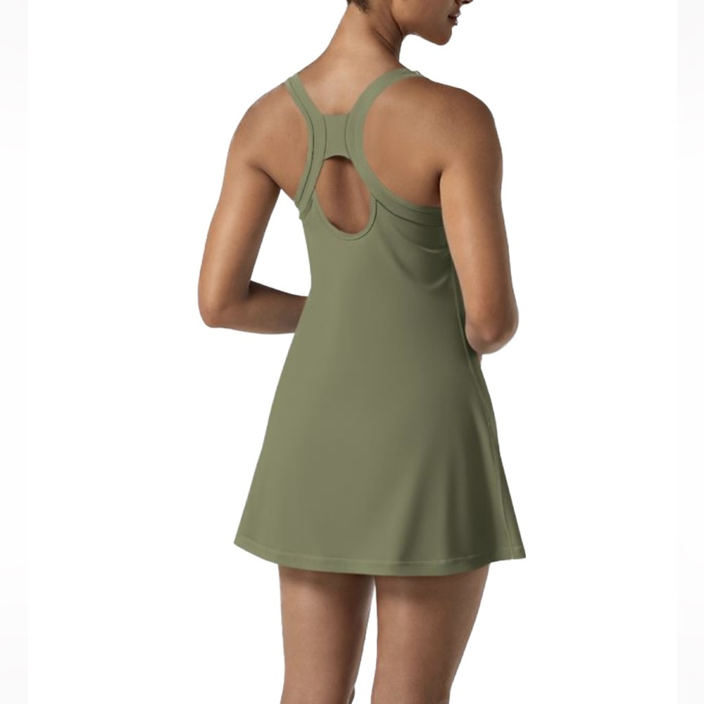 HALARA ✨ Softlyzero Active Dress with Pocket shorts - Picture 3 of 10